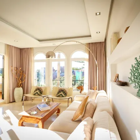 Апартаменти Banus - Sun Kis S Beside Golf